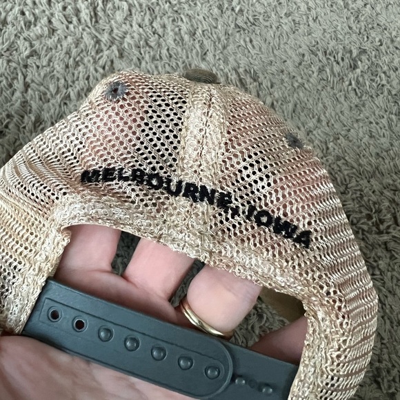 Buzz bees Meadery Trucker cap OS NWT - Picture 3 of 3